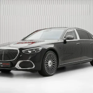 خدمة توصيل  من المطار  VIP